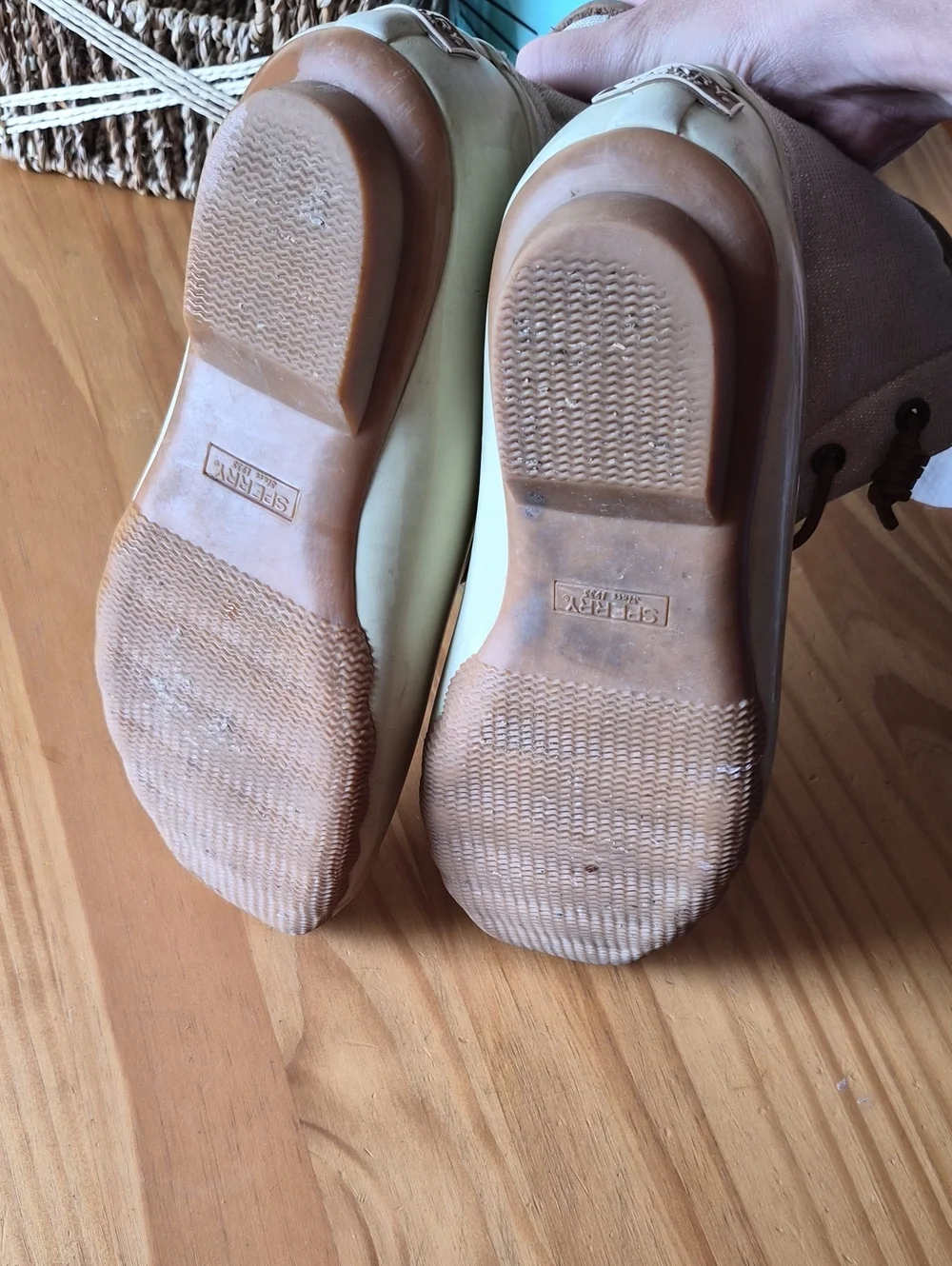 Sperry Saltwater Duck Boots in Cream and Tan Glitter 8.5 Womens